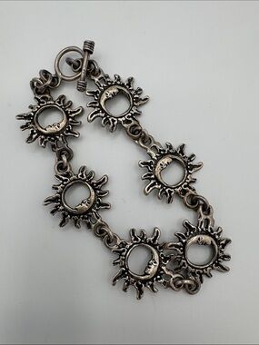 Sunburst Link Bracelet - Silver-Tone Women’s Jewelry
